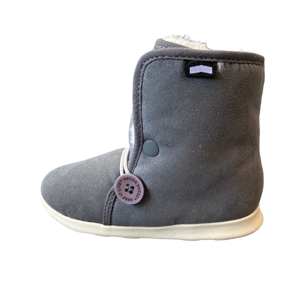 Navite Luna Boots Gray NWT